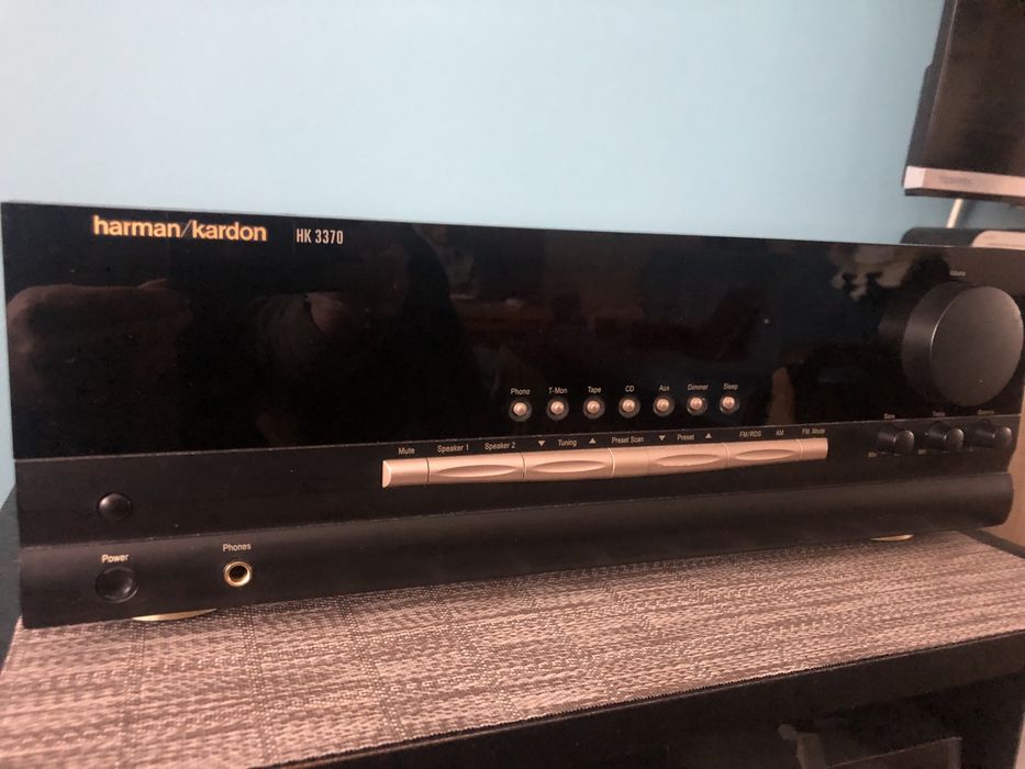 Amplituner  HARMAN  KARDON 3370