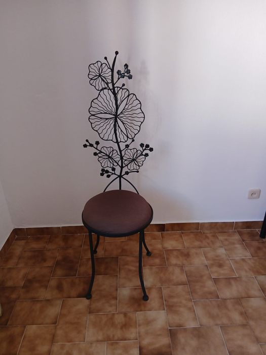 Banco Encosto Decorativo / Chair Decoration