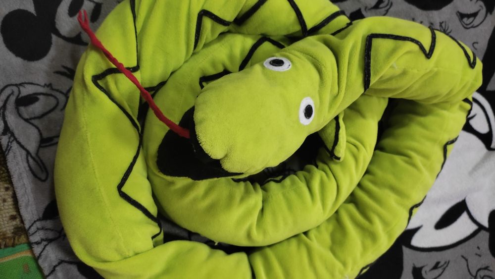 Мягкие змеи,питоны