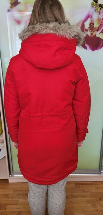 Продам зимнюю парку.