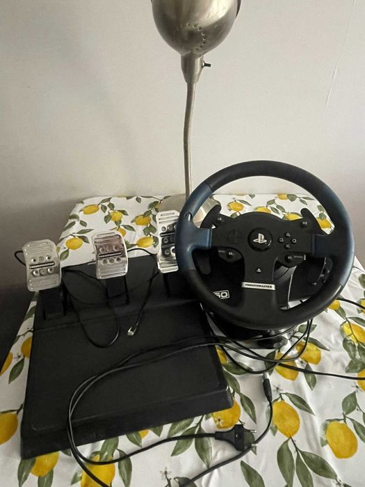 Kierownica thrustmaster T150 PRO - Metalowe pedały T3PA ze sprzęgłem