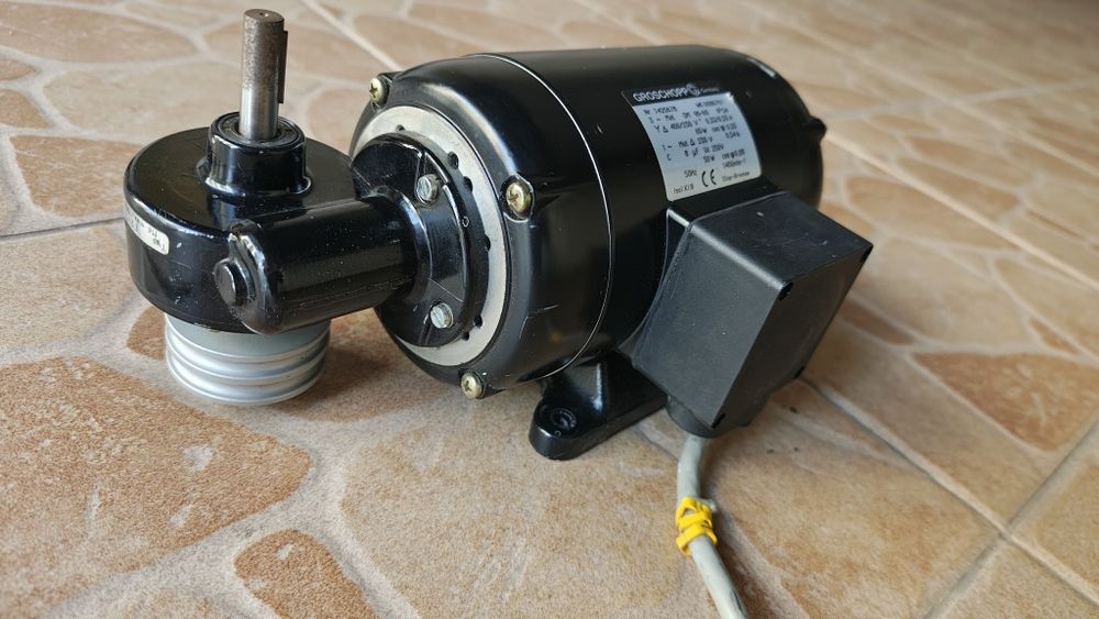 Silnik elektryczny Groschopp DM 90-60 65W 400/230V 1400 obr./min