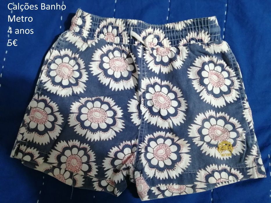 Roupa de criança de 4 anos