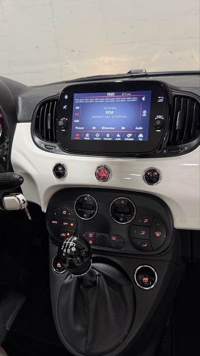 Fiat 500 Hybrid Dolcevita