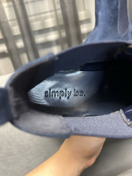 Новеньки челсі від simply be
