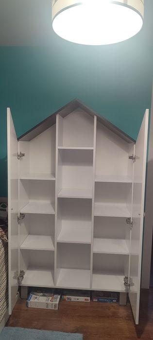 Szafka do pokoju dziecięcego