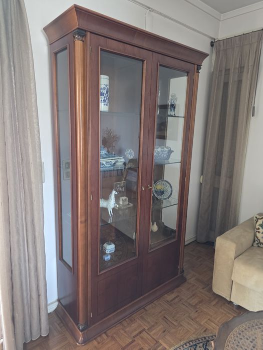 Móvel Vitrine excelente estado