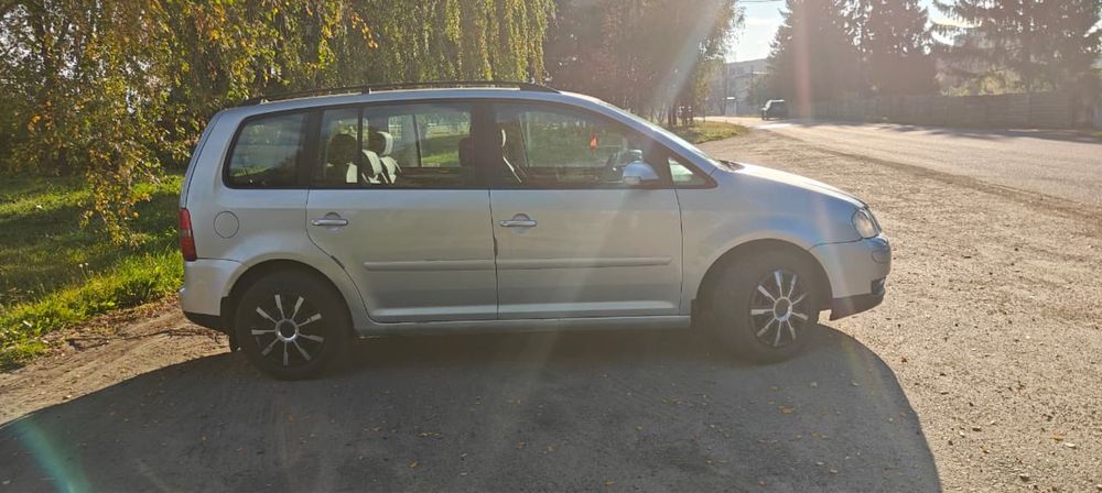 Продам Volkswagen Touran