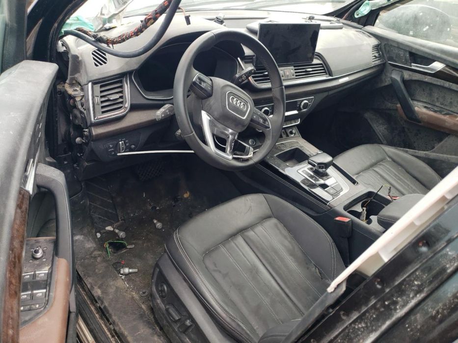 Продам Audi q5 2023