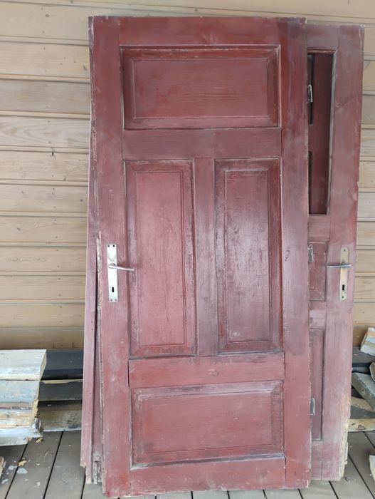 Stare drzwi do renowacji