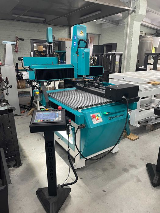 Фрезерний верстат ЧПУ 800х800мм з токарною віссю - Dominant CNC