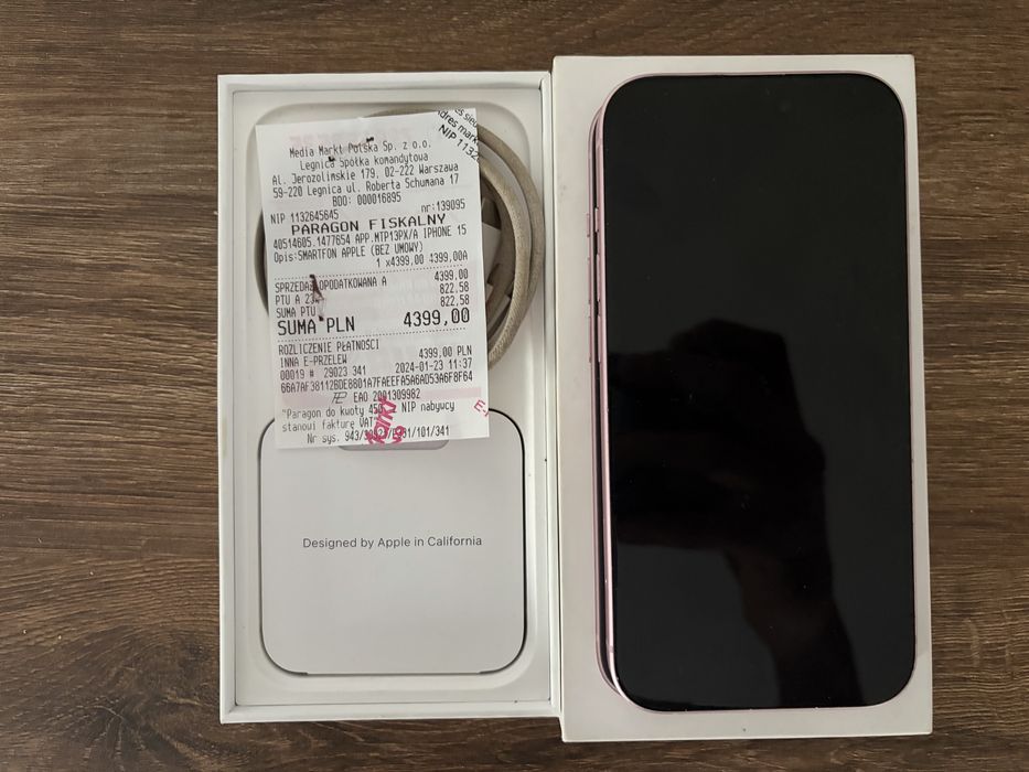 Iphone 15 różowy stan idelany !!