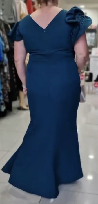 Sukienka na specjalne okazje r. 52