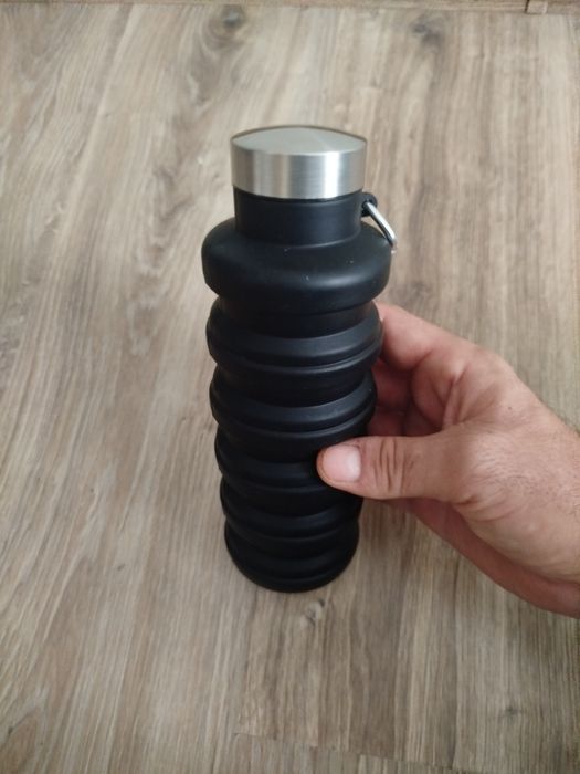 Бутылка для воды складная ( силикон?