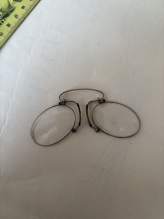 Stare binokle pince-nez – antyk, retro, steampunk – początek XX w.