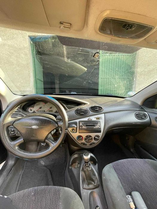 Focus 2001 1.8 90cv