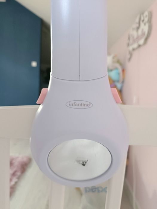 INFANTINO Projektor - Muzyczna Karuzela 3w1 Pudrowy róż