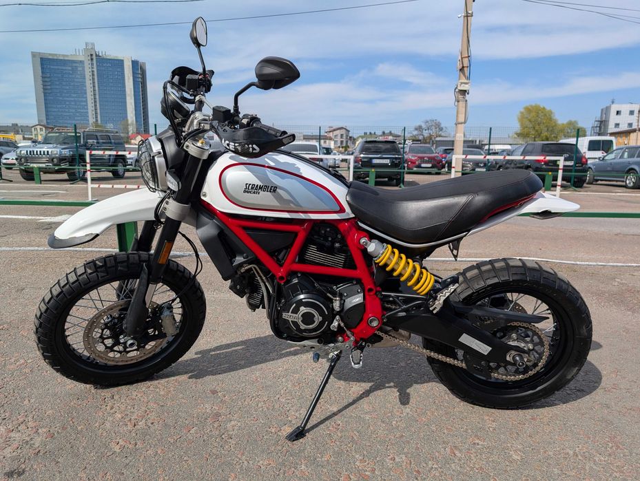 Мотоцикл Ducati Scrambler 800 ABS Desert Sled MoToBaZa