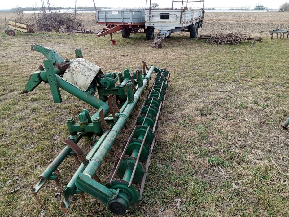 Brona wahadłowa kultywator agregat opryskiwacz rozrzutnik pług Beczka