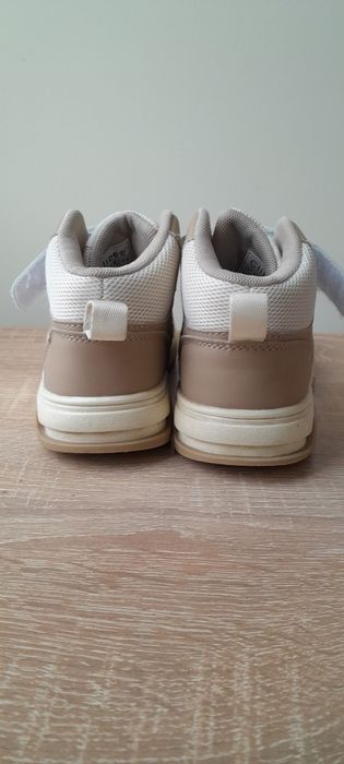 Хайтопи для дівчинки