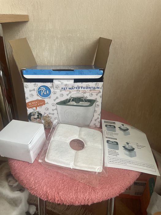 Продам фонтанчик для животных
