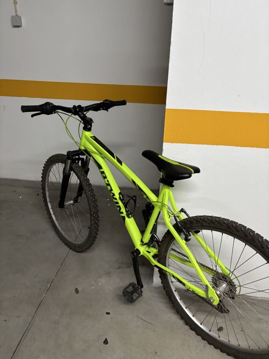 Bicicleta em otimo estado B Twin