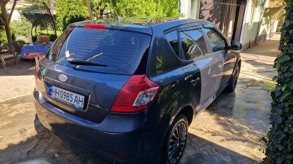 Продам Kia ceed 2012