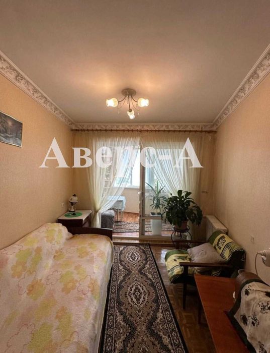 Продам 4-х комнатную квартиру  на Семена Палия