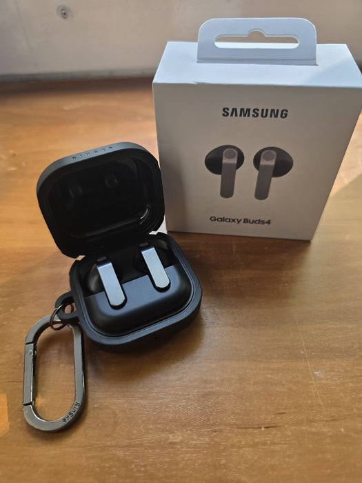 Samsung Galaxy BUDS 4 original.