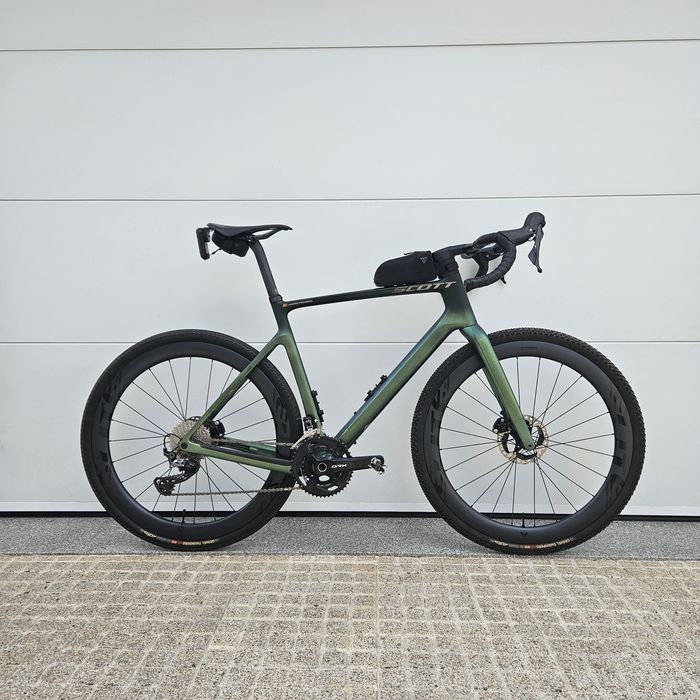 Scott Addict Gravel Carbon "tuned" Tamanho L