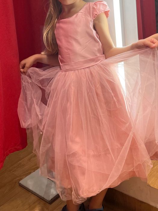 Sukienka wizytowa dla dziewczynki Smyk 128