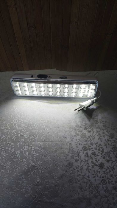 Классный Фонарь лампа светодиодный на 30 светодиодов