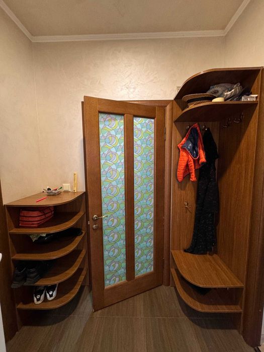 Продається добротне господарство в селі Берегомет, Чернівецького району, всього за 20 км від Чернівців!