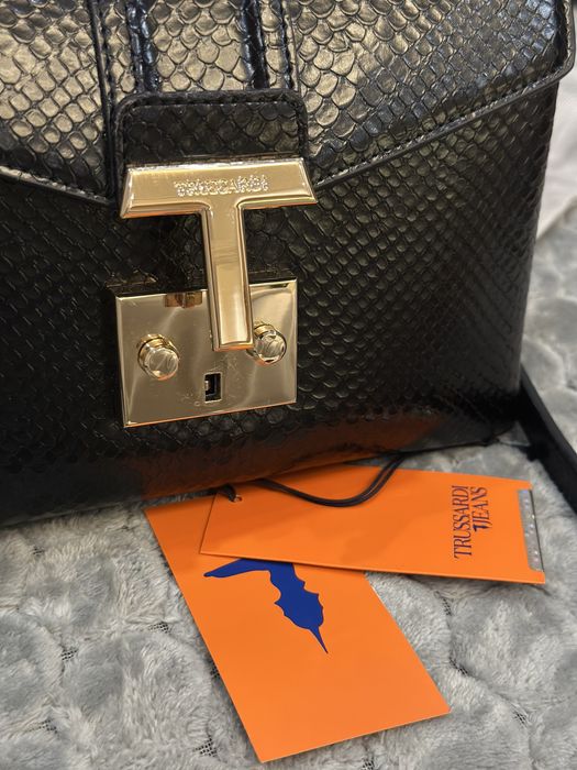 Женская сумка Trussardi,оригинал!