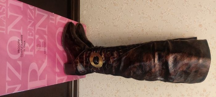 Ботфорти "Renzoni" зимові...лакова шкіра...Італія оригінал..