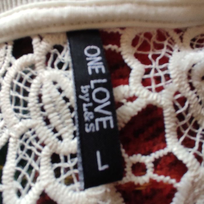 Sweter z wstawką