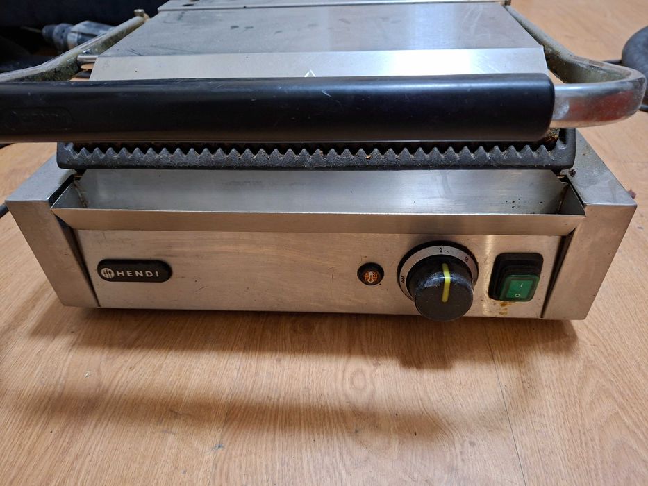 Grill elektryczny Hendi
