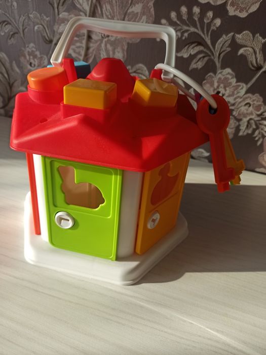 Дитячий сортер будинок