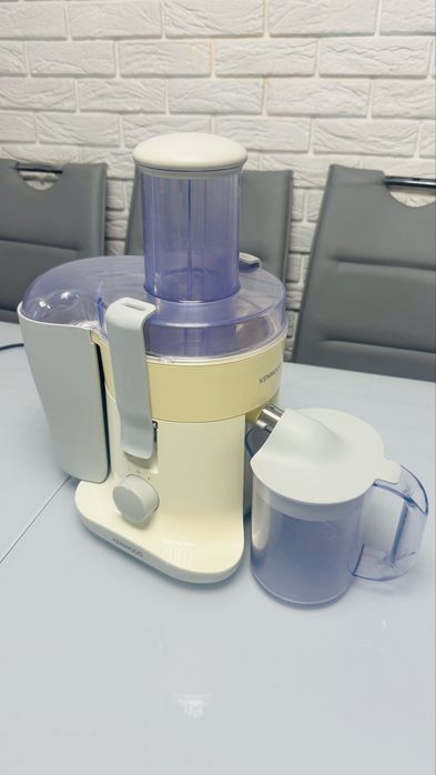 Соковижималка KENWOOD
