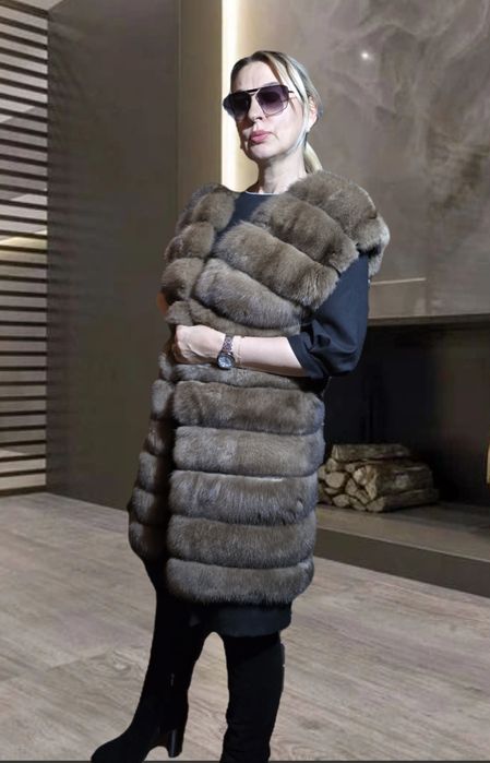 Бренд соболь тор тора жилет шуба не норка норкова Італія  96 см