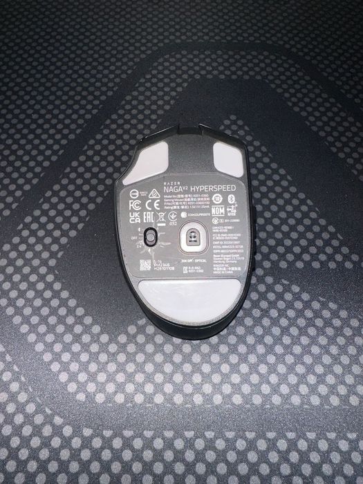 Rato RAZER NAGA V2 HYPERSPEED