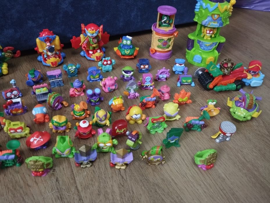 Zingsy postacie plus pojazdy