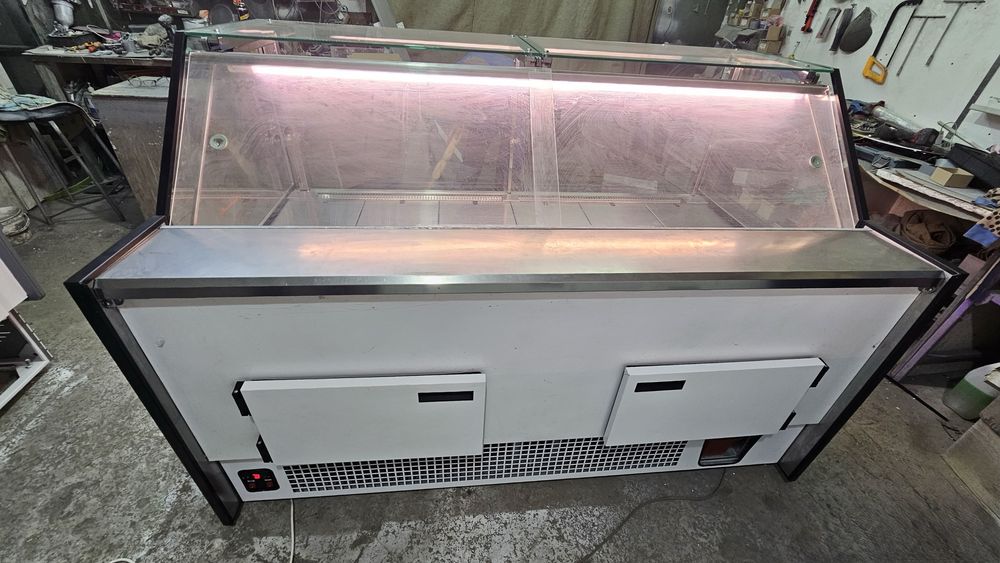 Холодильна вітрина 2022 Міссурі витрина оборудование обладнання