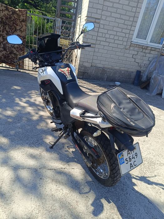 Продам мотоцикл Shineray X-trail 200