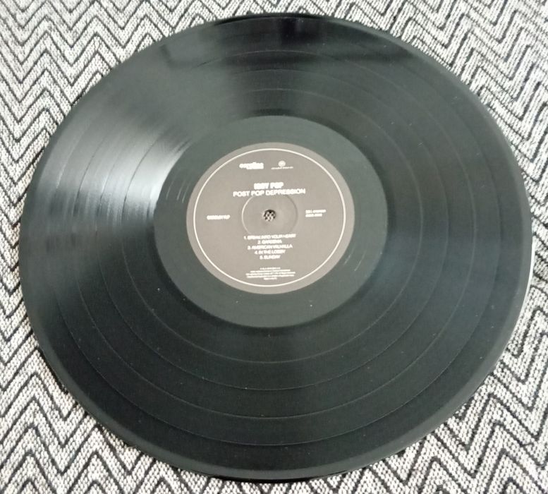 Vinil Brigada Victor Jara - Eito fora64737962297346123