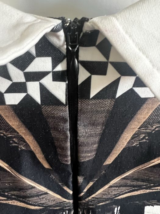 Vestido lindo Lança perfume.