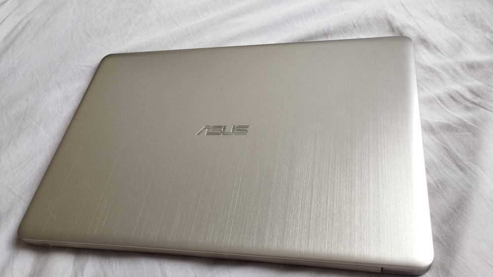 Ноутбук Ігровий Asus i7-8750h GTX 1050