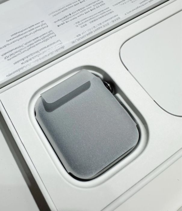 Apple Watch Series 8 GPS + Cellular 45mm Aço Inoxidável Grafite