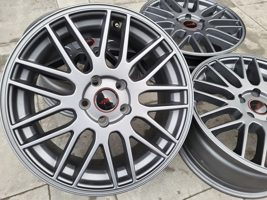 Felgi 17 Alfa Romeo Stelvio Opel Astra H Calibra Saab 5x110 ET35 grafi