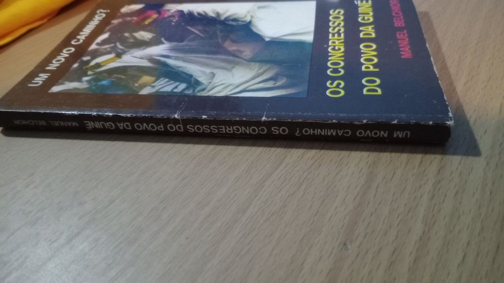 Livro antigo história